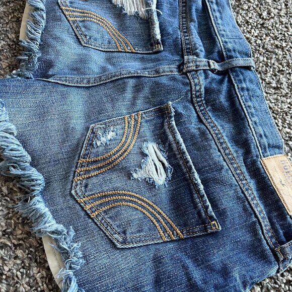 Y2K Babydoll Hollister Blue Denim Shorts Womens 5/27 Frayed Feminine Festival - Picture 6 of 8
